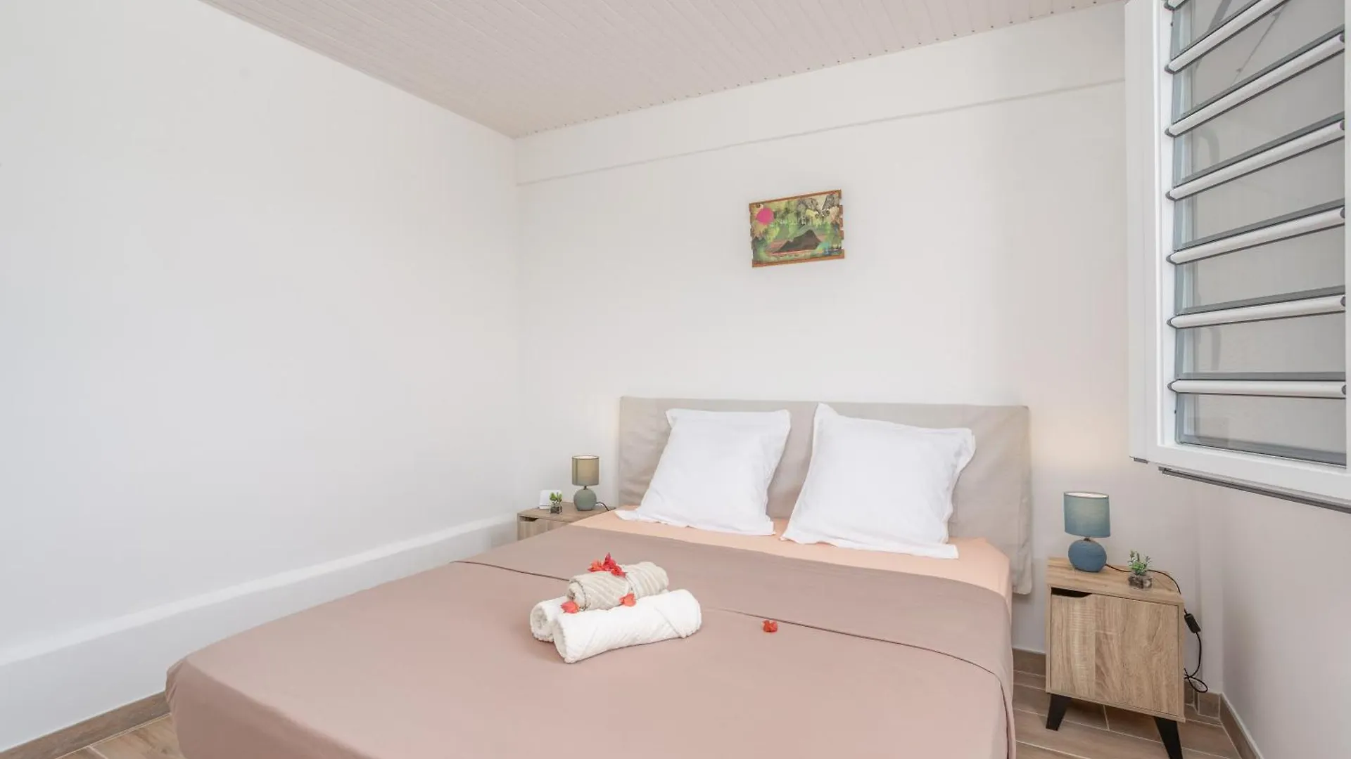 Ferienhaus Maison Bel Colibri - Calme, Spacieux Monnerot