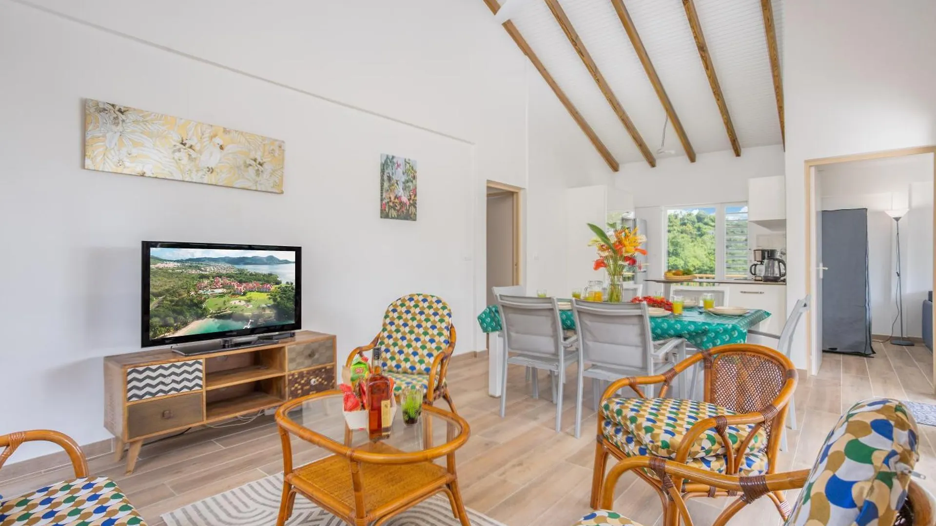 Ferienhaus Maison Bel Colibri - Calme, Spacieux Monnerot